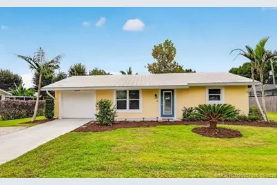 918 SW 36th Terrace, Palm City, FL 34990 - Photo 1
