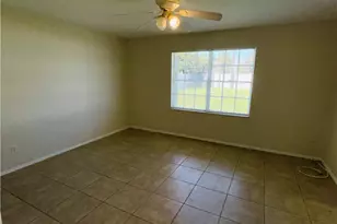 2813 SE Ironton Ave, Port Saint Lucie, FL 34952 - Photo 6