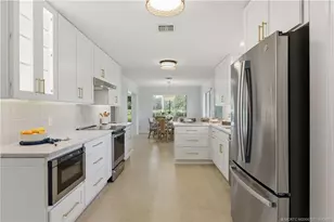 1463 SW Troon Cir, Palm City, FL 34990 - Photo 16