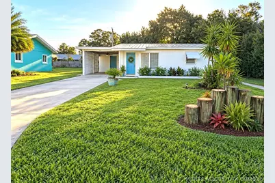 1621 NE Maureen Court NE, Jensen Beach, FL 34957 - Photo 1