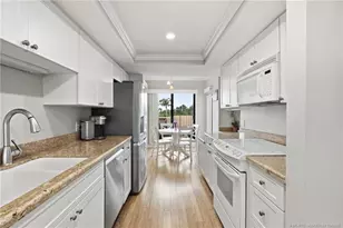 4651 NE Ocean Blvd, Jensen Beach, FL 34957 - Photo 10