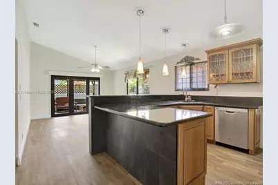 4161 NW 6th Street, Deerfield Beach, FL 33442 - Photo 2