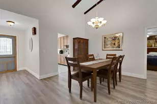 3303 SE Sandpiper Cir, Port Saint Lucie, FL 34952 - Photo 6