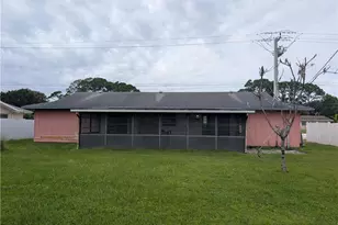 1689 SE Floresta Dr, Port Saint Lucie, FL 34983 - Photo 44