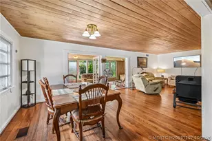 3037 Sunrise Blvd, Fort Pierce, FL 34982 - Photo 12