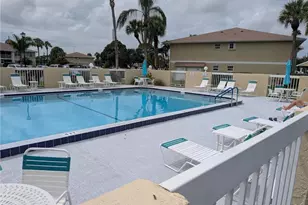 1526 SE Royal Green Cir, Port Saint Lucie, FL 34952 - Photo 14