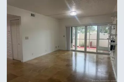 1526 SE Royal Green Circle #101, Port Saint Lucie, FL 34952 - Photo 4