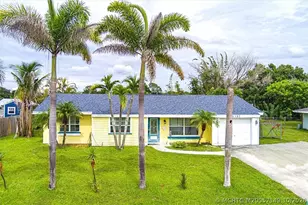 1357 SE Oakmont Ln SE, Port Saint Lucie, FL 34952 - Photo 1