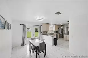 1357 SE Oakmont Ln SE, Port Saint Lucie, FL 34952 - Photo 14