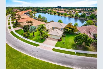 1315 SE Conference Circle, Stuart, FL 34997 - Photo 2