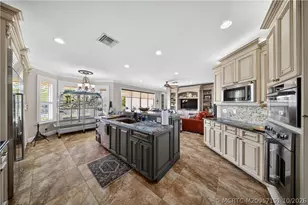 1315 SE Conference Cir, Stuart, FL 34997 - Photo 10