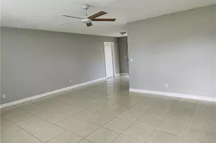 1013 SW California Blvd, Port Saint Lucie, FL 34953 - Photo 6