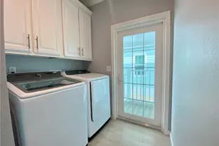 86 NE Ocean Breeze Dr, Jensen Beach, FL 34957 - Photo 12