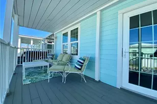 86 NE Ocean Breeze Dr, Jensen Beach, FL 34957 - Photo 2
