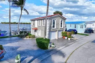 4 Nettles Blvd, Jensen Beach, FL 34957 - Photo 4