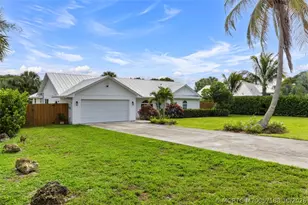 4811 NE Savannah Rd, Jensen Beach, FL 34957 - Photo 4