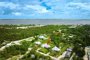 4811 NE Savannah Rd, Jensen Beach, FL 34957 - Photo 2