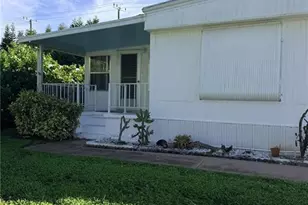 8051 SE Homestead Ave, Hobe Sound, FL 33455 - Photo 2