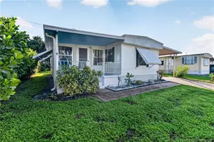 8051 SE Homestead Ave, Hobe Sound, FL 33455 - Photo 6