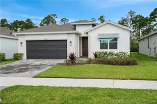 7030 SE Pk Trce Dr, Stuart, FL 34997 - Photo 2