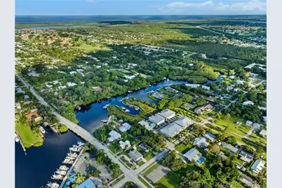 4659 SE Manatee Way, Stuart, FL 34997 - Photo 6