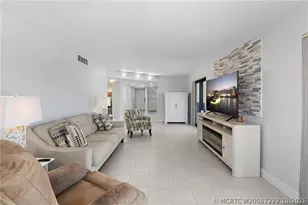 10044 S Ocean Dr, Jensen Beach, FL 34957 - Photo 8