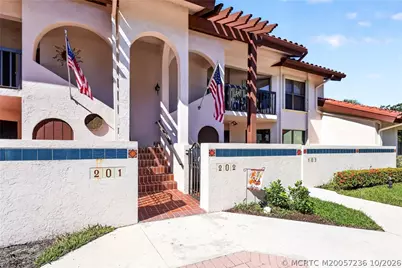 6070 SE Martinique Drive #202, Stuart, FL 34997 - Photo 4