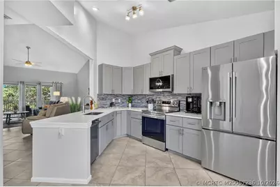 6070 SE Martinique Drive #202, Stuart, FL 34997 - Photo 12