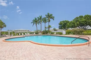 356 Grove Isle Cir, Vero Beach, FL 32962 - Photo 54