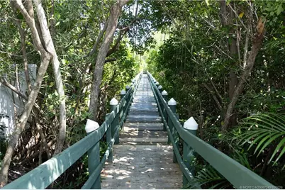 356 Grove Isle Circle, Vero Beach, FL 32962 - Photo 36