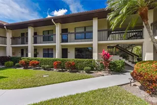 541 SW South River Dr, Stuart, FL 34997 - Photo 4
