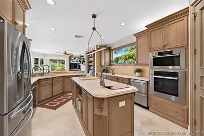 6600 SE Barrington Drive, Stuart, FL 34997 - Photo 20