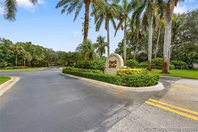 1602 SW Pineland Way, Palm City, FL 34990 - Photo 4