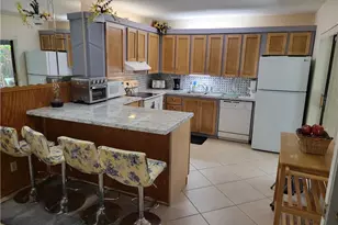 5937 SE Riverboat Dr SE, Stuart, FL 34997 - Photo 10