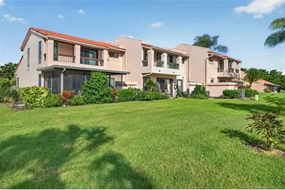 3309 SE Sandpiper Circle, Port Saint Lucie, FL 34952 - Photo 2