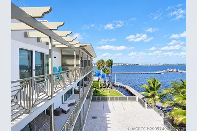 41 SW Seminole Street Apt# 404, Stuart, FL 34994 - Photo 32