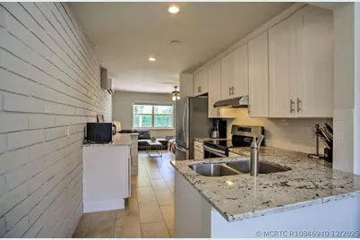 201 George Bush Boulevard S #201, Delray Beach, FL 33444 - Photo 10