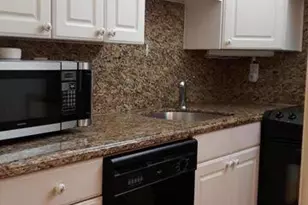 9355 SW 8th St, Boca Raton, FL 33428 - Photo 4