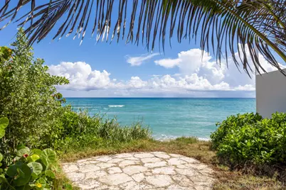 1048 S Ocean Boulevard, Palm Beach, FL 33480 - Photo 4