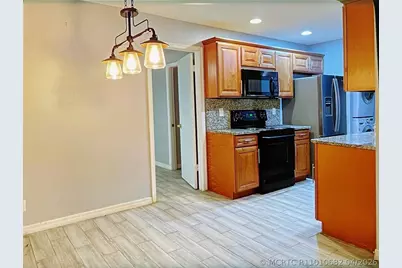 11881 Sturbridge Ln Lane, Wellington, FL 33414 - Photo 6