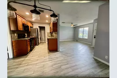11881 Sturbridge Ln Lane, Wellington, FL 33414 - Photo 4