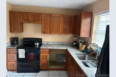 702 SW 7th Street SW, Delray Beach, FL 33444 - Photo 4