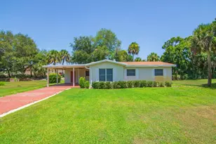 4606 30th Ave, Vero Beach, FL 32967 - Photo 2