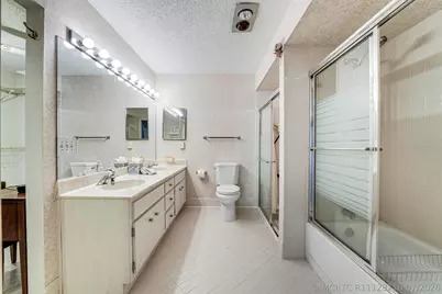 8421 Bonita Isle Drive, Lake Worth, FL 33467 - Photo 18