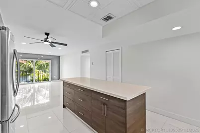809 W Oakland Park Boulevard #K12, Oakland Park, FL 33311 - Photo 6