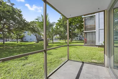 103 Royal Park Drive #1d, Oakland Park, FL 33309 - Photo 6