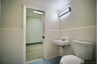 2231 NE 25th Avenue #1, Pompano Beach, FL 33062 - Photo 6