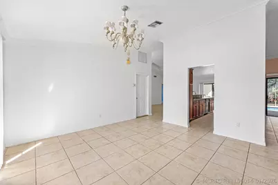 2057 Amesbury Circle, Wellington, FL 33414 - Photo 18