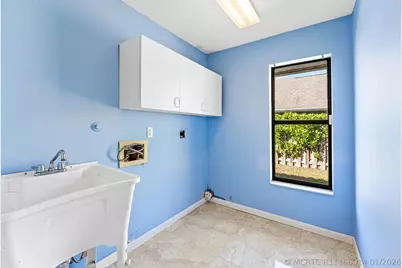 2057 Amesbury Circle, Wellington, FL 33414 - Photo 24