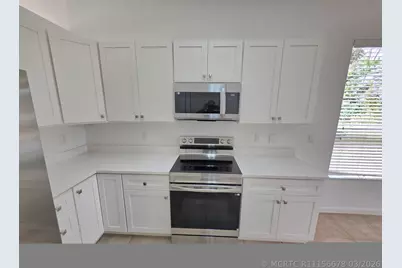 6204 Spring Lakes Terrace, Fort Pierce, FL 34951 - Photo 4